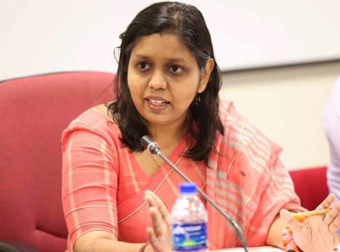 මන්ත්‍රී ලක්මාලි අවදානම් කලාපයේ