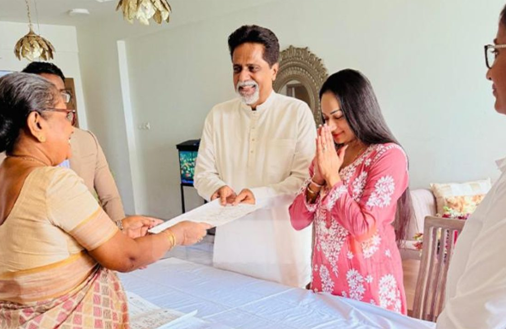 අවසානයේ සනත්, අරවින්ද නොවීය...