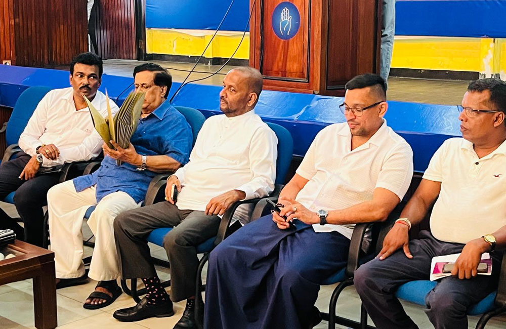 ශ්‍රීලනිප දිස්ත්‍රික් බල මණ්ඩලය සහ අනුබද්ධ සංවිධාන යාවත්කාලීන කරයි