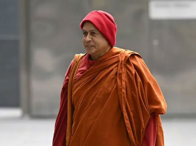 මෙල්බර්න් ධම්ම සරණ විහාරයේ විහාරාධිපති නාඔටුන්නේ විජිත හිමි ගැහැනු ළමුන් 6 දෙනෙකු ලිංගික අපයෝජනයට වරදකරු වෙයි