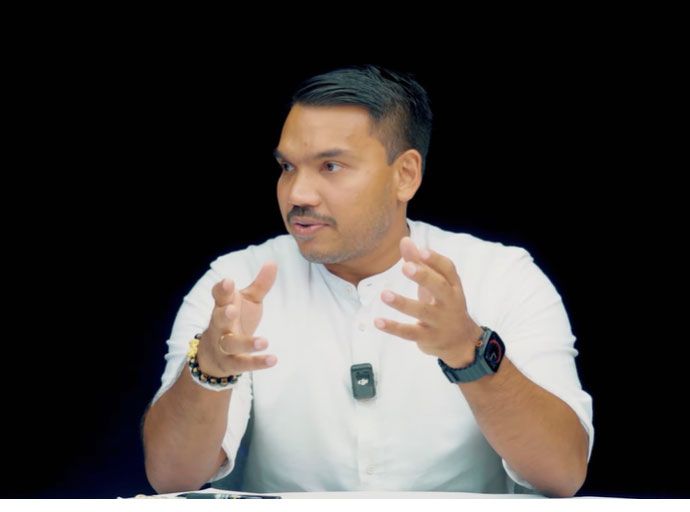 ආණ්ඩුව, බටහිර රටවල ක්‍රමවේද මෙරට පැළ කරන්න හදනවා - නාමල් රාජපක්ෂ