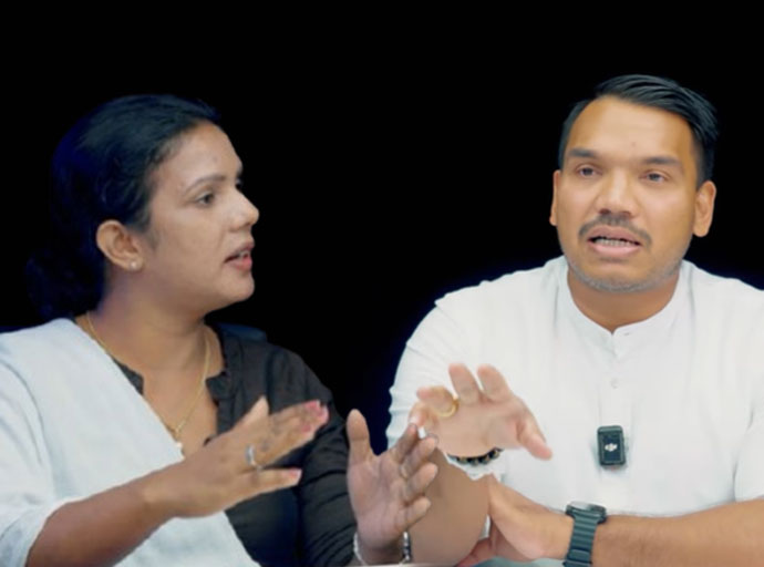 ආණ්ඩුව, තුන්වන පාර්ශ්වයක න්‍යාය පත්‍රයක් ක්‍රියාත්මක කරන්න හදනවා - නාමල් රාජපක්ෂ