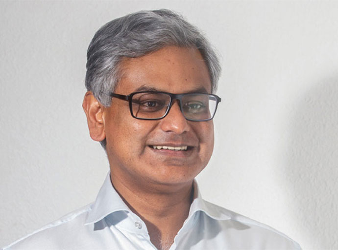 පෙර නොතිබුණු ආර්ථික විනයක් සහිත අය වැයක් - ක්‍රිෂාන් බාලේන්ද්‍ර