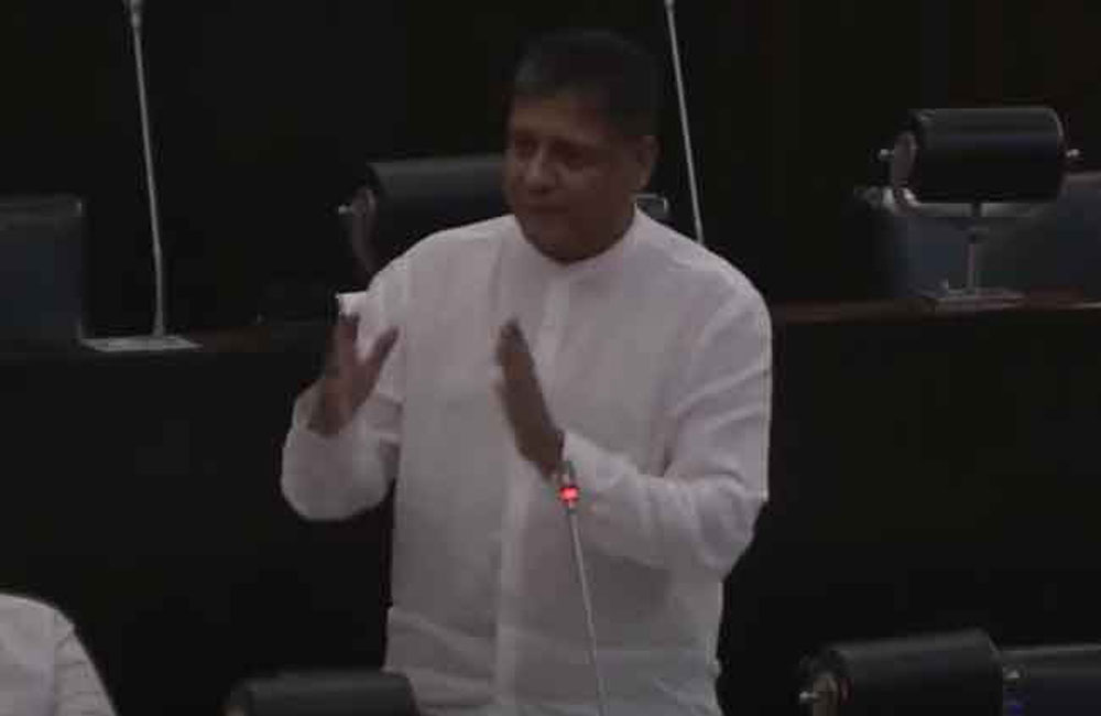 දිලිත් ආණ්ඩුවේ හොඳක් කියයි !