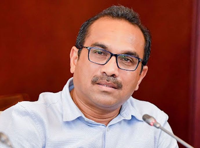 පාර්ලිමේන්තුවට අභියෝග කරන්න පුළුවන් ජගතෙක් පිටත නැහැ - ඇමති බිමල්