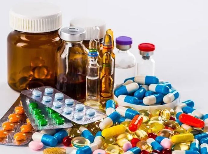 ඖෂධ 350ක මිල අඩු කරයි