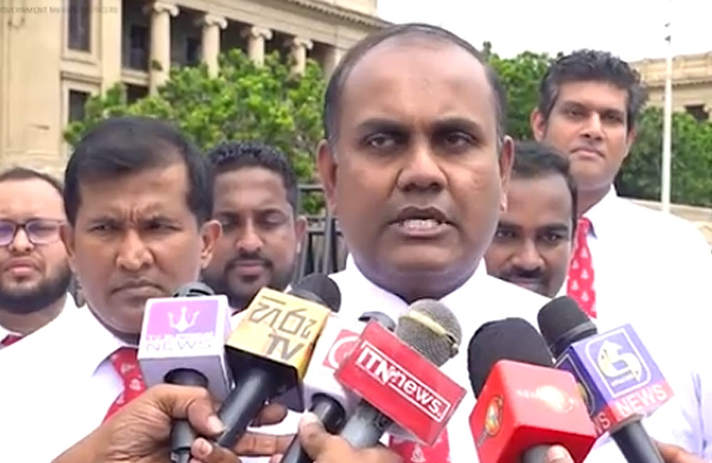 ජනාධිපති සමග සාකච්ඡා අසාර්ථකයි - දොස්තර වර්ජනය දිග්ගැස්සෙයි !