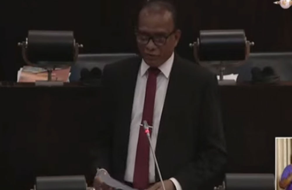 විදුලි බිල තුනෙන් එකකින් අඩු කිරීමට සැලසුම්