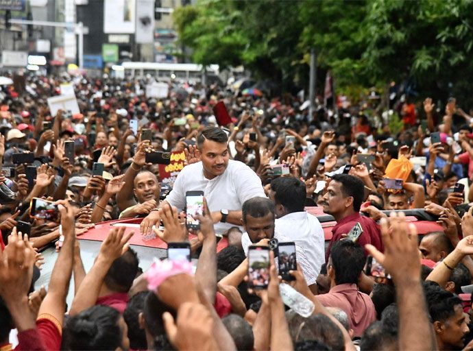 නුගේගොඩ කියවමු.....