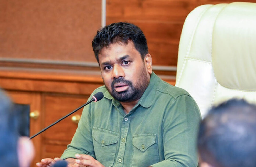 ‘අධි අවදානම් ප්‍රදේශවලින් ඉවත් නොවන පිරිස් බලෙන් ඉවත් කරන්න’- ජනාධිපති