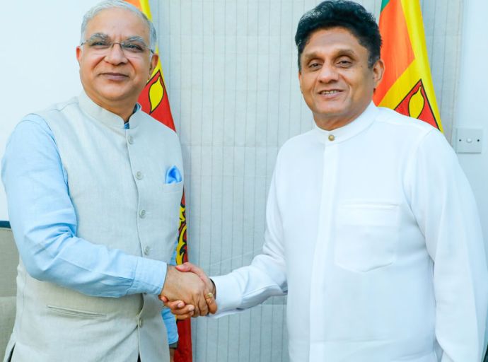 සජිත්, ඉන්දීය මහකොමසාරිස් සමග ලංකාව ගොඩගන්න වැඩපිළිවෙළ ගැන සාකච්ඡා කරයි!