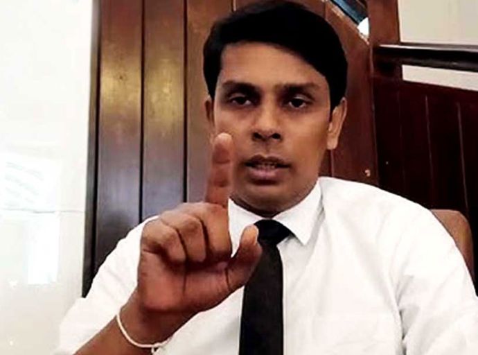 පාක්ෂිකයෝ නොදන්න රහසක් අර්චුනාට අහුවෙයි
