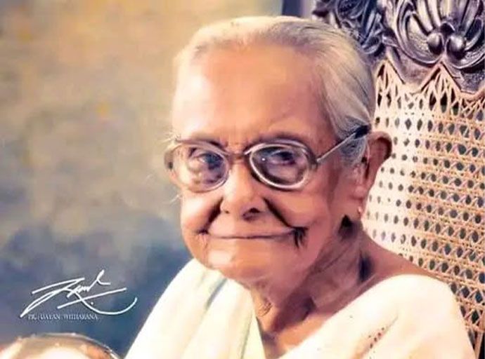 ‘මේකප්’ ප්‍රතික්ෂේප කළ දෙනවක හාමිනේ