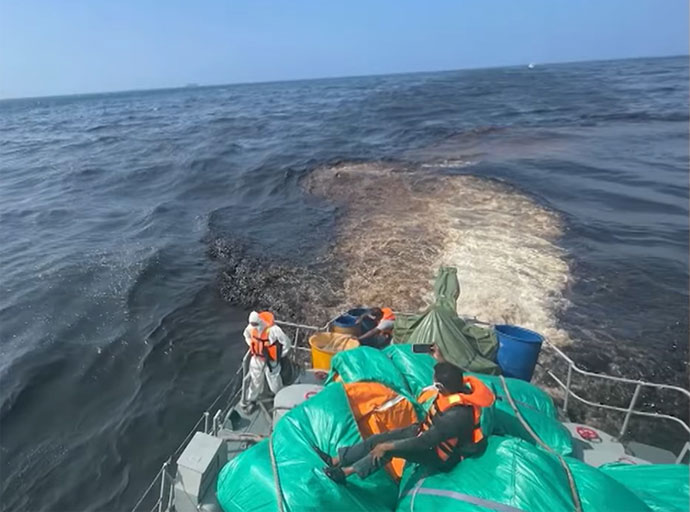 කොළඹ ගැඹුරු මුහුදේ බොරතෙල් මෙට්‍රික් ටොන් දෙසීයක්