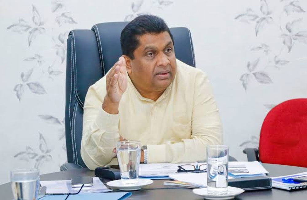 ලොක්කගේ බලය කප්පාදු කරපු හැටි අලගියවන්න කියයි