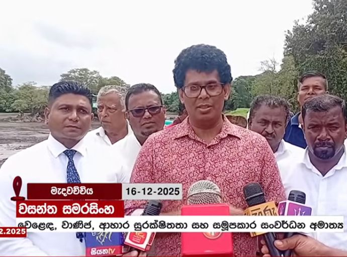 වහපු ගෙවල්වලටත් වන්දි ඉල්ලන බව ඇමති වසන්ත කියයි