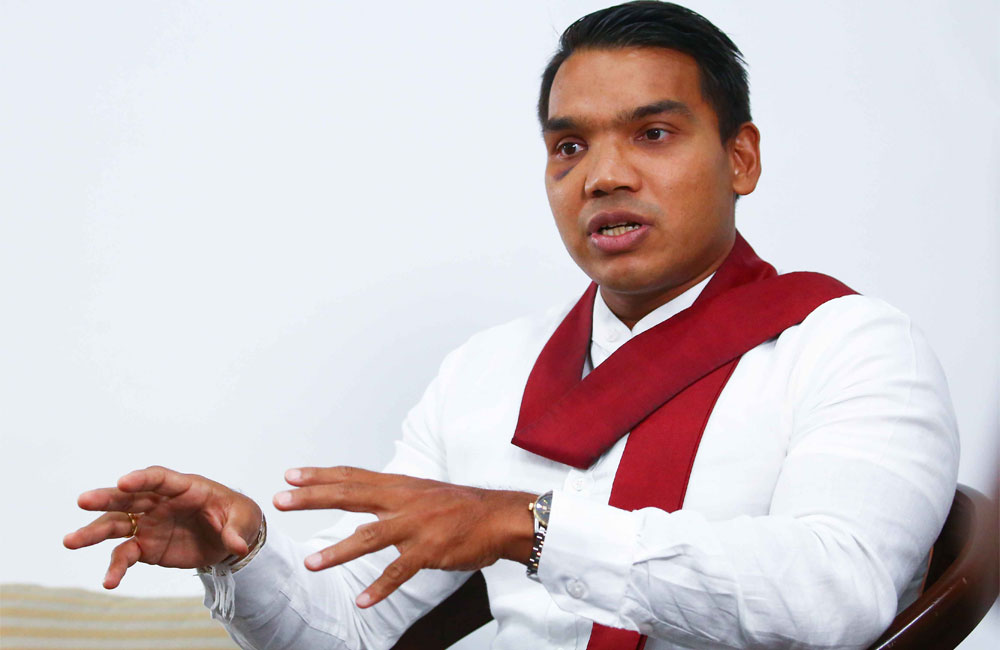 කටට එන ඒවා කිව්වාම පහුකාලීනව ප්‍රශ්න වෙයි