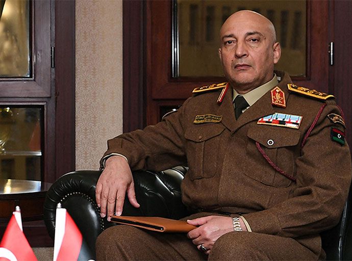 ලිබියානු යුද හමුදාපති ගුවන් අනතුරකින් මරුට