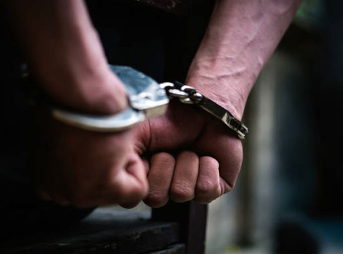 උපසභාපති ඝාතන සැකකරු අයිස් එක්ක කොටු!