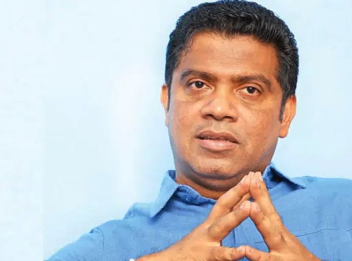 පඩි ගෙවලා වැඩකරන ඩෝබිලා අපිට නැහැ – ජනමාධ්‍ය ඇමති කියයි