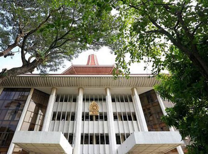 ජනපති ඇතුළු කැබිනට් මණ්ඩලය වගඋත්තරකරුවන් කරමින් ශ්‍රේෂ්ඨාධිකරණයට පෙත්සමක්