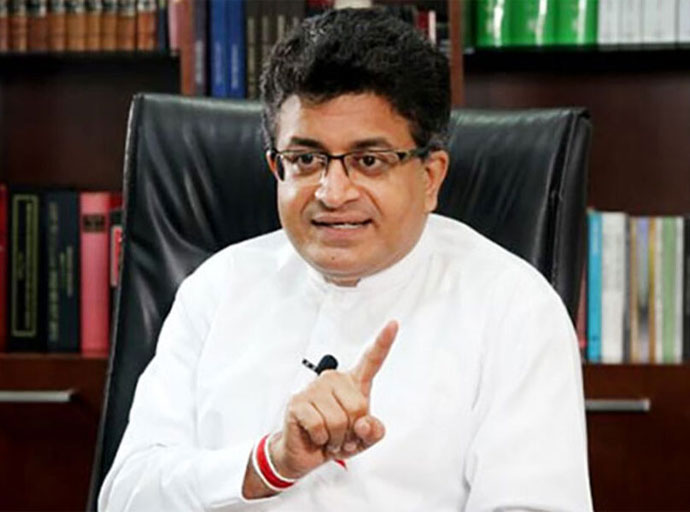 ව්‍යවස්ථා සභාව රැක ගැනීම විපක්ෂ නායකවරයා ගේ අතේ - උදය ගම්මන්පිල