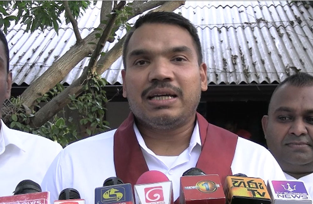 රජය නිතර ම විපක්ෂයට දොස් පවරන්න උත්සාහ කරනවා - නාමල් රාජපක්ෂ