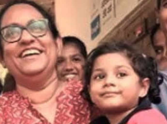 හරිණි අමරසුරිය පිළිබඳව ජවිපෙ/ ජාජබ මුනිවත රකින්නේ ඇයි...?