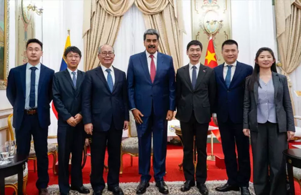 බලය රැක ගැනීමට අතට අත දීම පමණක් ප්‍රමාණවත් ද...?