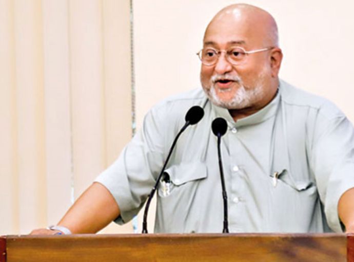 කඩේ ගියා ඇති; ප්‍රශ්නයට මුහුණදෙමු – අධ්‍යාපන ප්‍රතිසංස්කරණ ගැන අර්ජුන පරාක්‍රම අදහස් දක්වයි