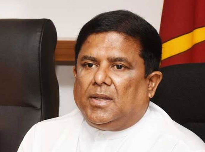 වැටෙන රට ගොඩ ගන්නෙ සජබ-එජාප ආණ්ඩුව - වජිර කියයි
