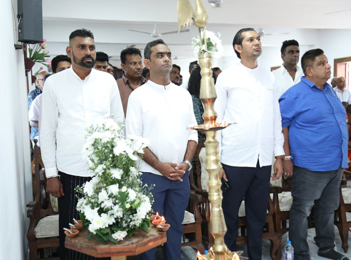 වැඩි ම බොරු පොරොන්දු ප්‍රමාණයක් දීලා ජනතාව රැවටුවේ අනුර කුමාර දිසානායක - සුගිෂ්වර බණ්ඩාර