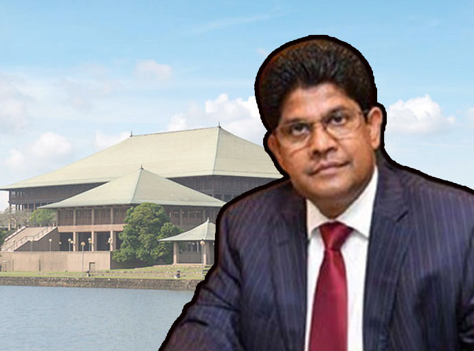 පාර්ලිමේන්තු නියෝජ්‍ය මහලේකම්ගේ වැඩ තහනමට හේතුවු 'රස කතාව' අධිකරණයේදී හෙළිදරවුවන ලකුණු.!