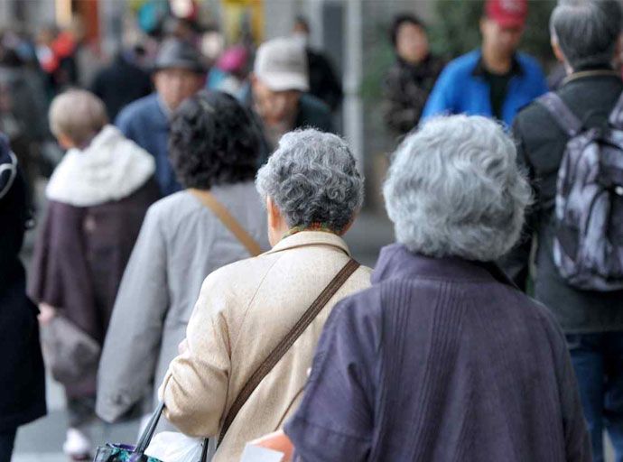 වැඩිහිටියන් සමාජයට බරක්නොවී සම්පතක් කරගන්නේ කෙසේද ?