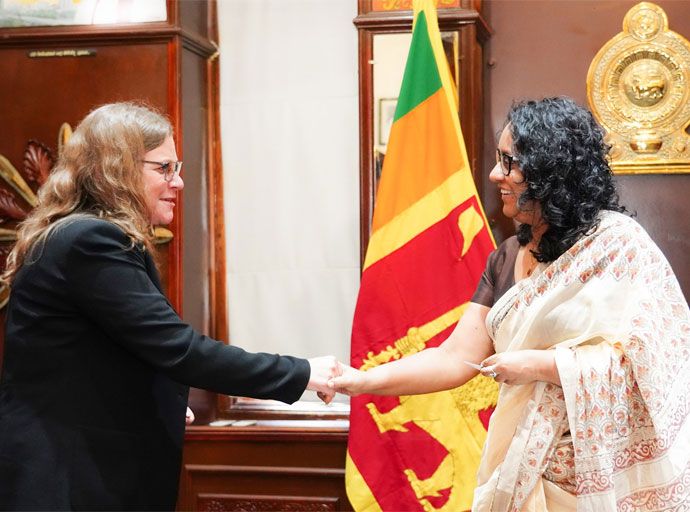 ADB නව අධ්‍යක්ෂිකා අගමැතිනිය හමුවෙයි