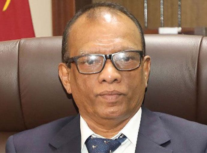 බහාලුම් 323 සිද්ධිය: වරාය ඇමැති විශේෂ කාරක සභාවෙන් ඉල්ලා අස්වෙයි