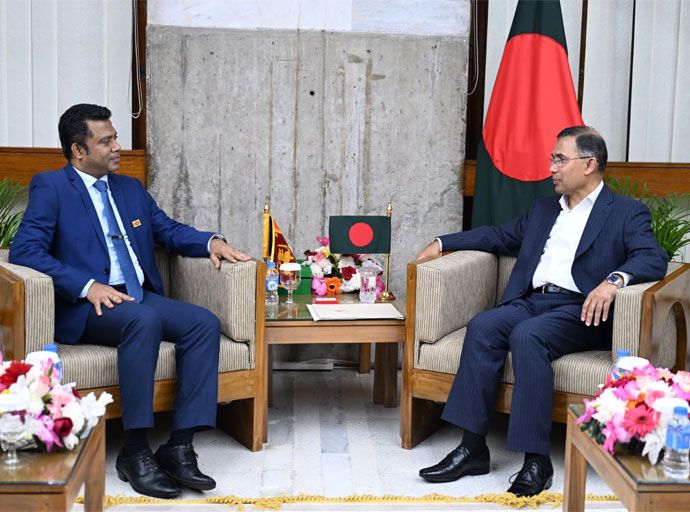 බංග්ලාදේශ නව අග්‍රාමාත්‍යවරයා සහ සෞඛ්‍ය හා ජනමාධ්‍ය අමාත්‍යවරයා අතර විශේෂ හමුවක්