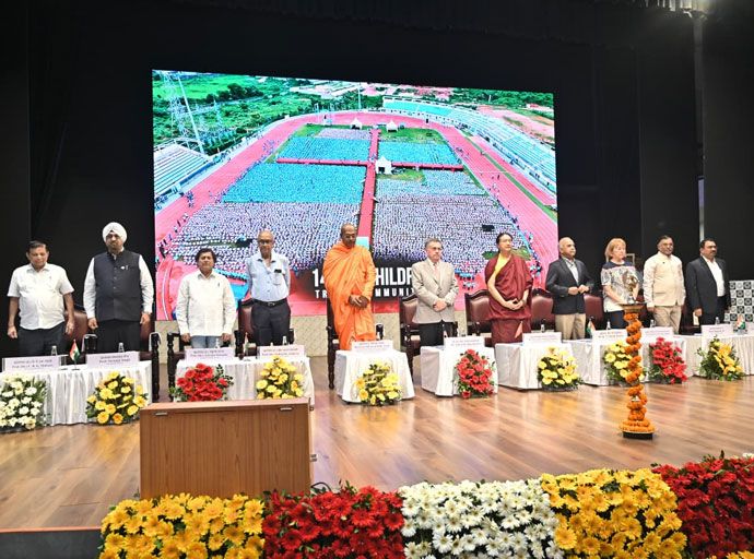 කිරින්දේ අස්සජි හිමි 'Lifetime Achievement Award' ගෞරව සම්මානයෙන් පිදුම් ලබයි