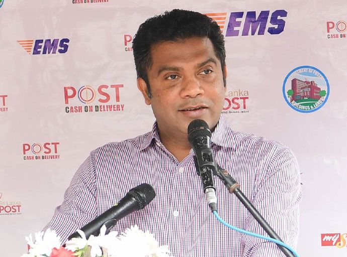 ජනමාධ්‍ය අමාත්‍යවරයා ගෙන් තැපැල් දෙපාර්තමේන්තුව පිළිබඳ සහතිකයක්