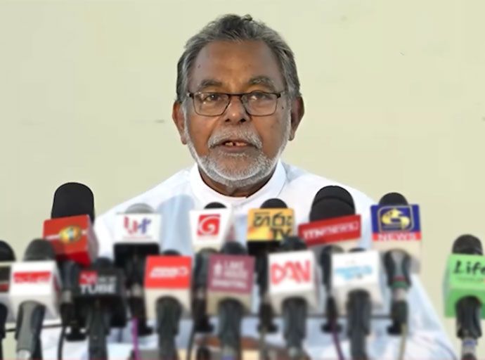 පාස්කු විමර්ශනවලට බාධා කරන්න එපා - සිරිල් ගාමිණී පියතුමා ගෙන් විශේෂ ඉල්ලීමක්