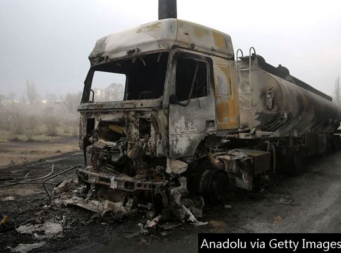 ලෝක තෙල් මිල ඉහළට; සැපයුම තහවුරු කිරීමට G7 රටවල් සූදානම් වෙයි