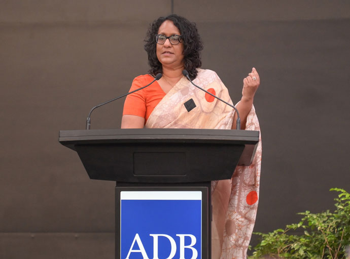 කාන්තා සවිබලගැන්වීම වෙනුවෙන් අගමැතිනියට නායකත්ව සම්මානයක්