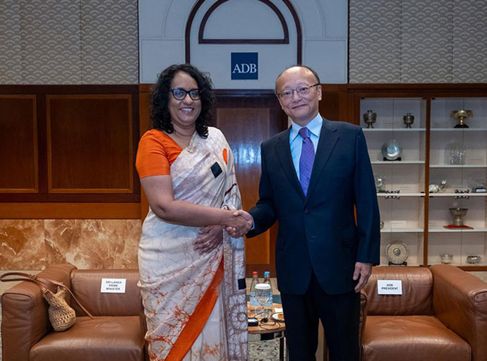 ශ්‍රී ලංකාවට වාර්ෂිකව ඩොලර් බිලියනයක් ලබා දීමට ADB සූදානම්