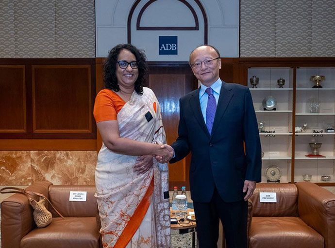 ශ්‍රී ලංකාවට වාර්ෂිකව ඩොලර් බිලියනයක් ලබා දීමට ADB සූදානම්