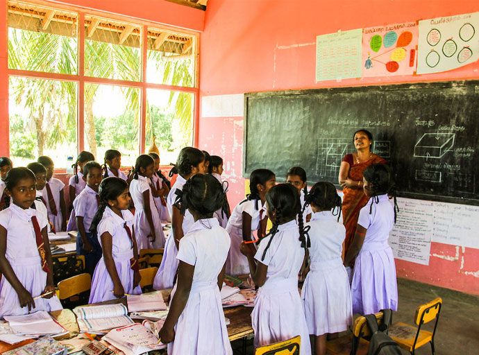 සෑම බදාදා දිනකම පාසල් නිවාඩු