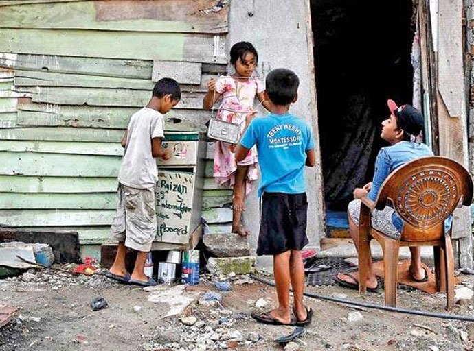 දුප්පත්කම සහ ආදායම් අසමතුලිතභාවය ජන ජීවිතයට බලපෑම් කරනවා - විපක්ෂ නායක 