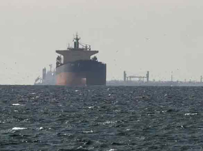 හෝමූස් හරහා යන නැවකින් ඉරානය අමෙරිකානු ඩොලර් මිලියන දෙකක් අය කරයි