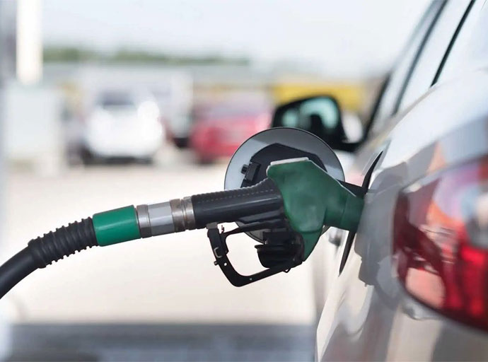 ඉන්ධන මිල ඊයේ මධ්‍යම රාත්‍රියේ සිට යළිත් ඉහළට