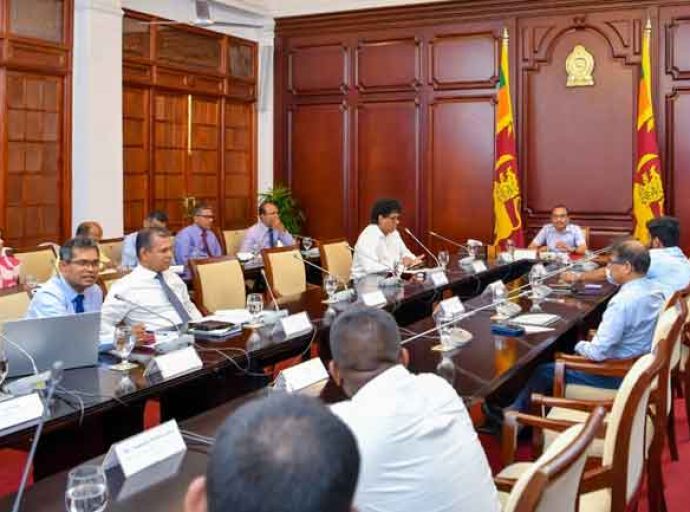 සියලු අමාත්‍යාංශ සම්බන්ධීකරණයට ඛනිජ තෙල් නීතිගත සංස්ථාවෙන් නිලධාරීන් පස් දෙනෙක් 