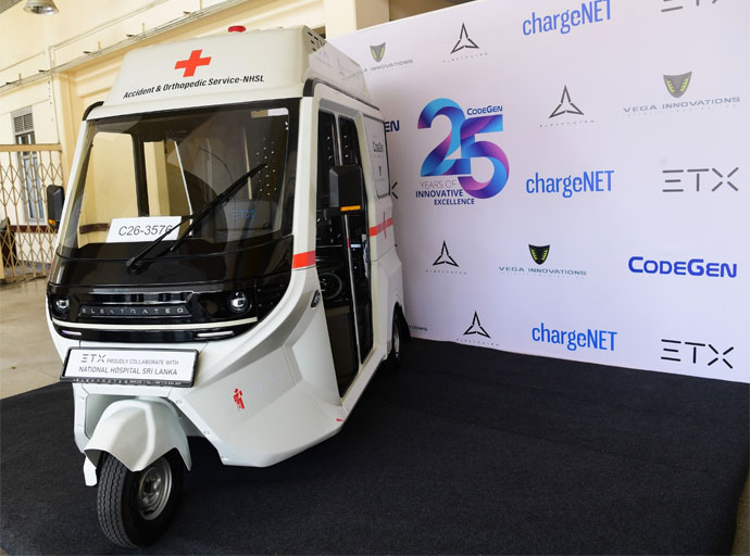 රුපියල් ලක්ෂ 30 ක් වටිනා ETX නවීනතම විද්‍යුත් ත්‍රීරෝද රථයක් කොළඹ ජාතික රෝහලට පරිත්‍යාග කෙරේ
